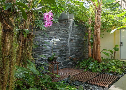 Une salle de bain zen et nature